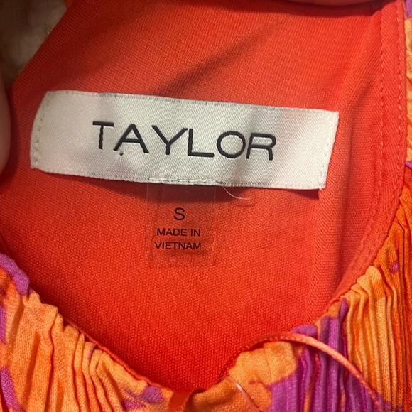 TAYLOR Sun Dress Orange Floral Pleated Tie Waist Flowy Small Cruise Summer NWT - Picture 8 of 12